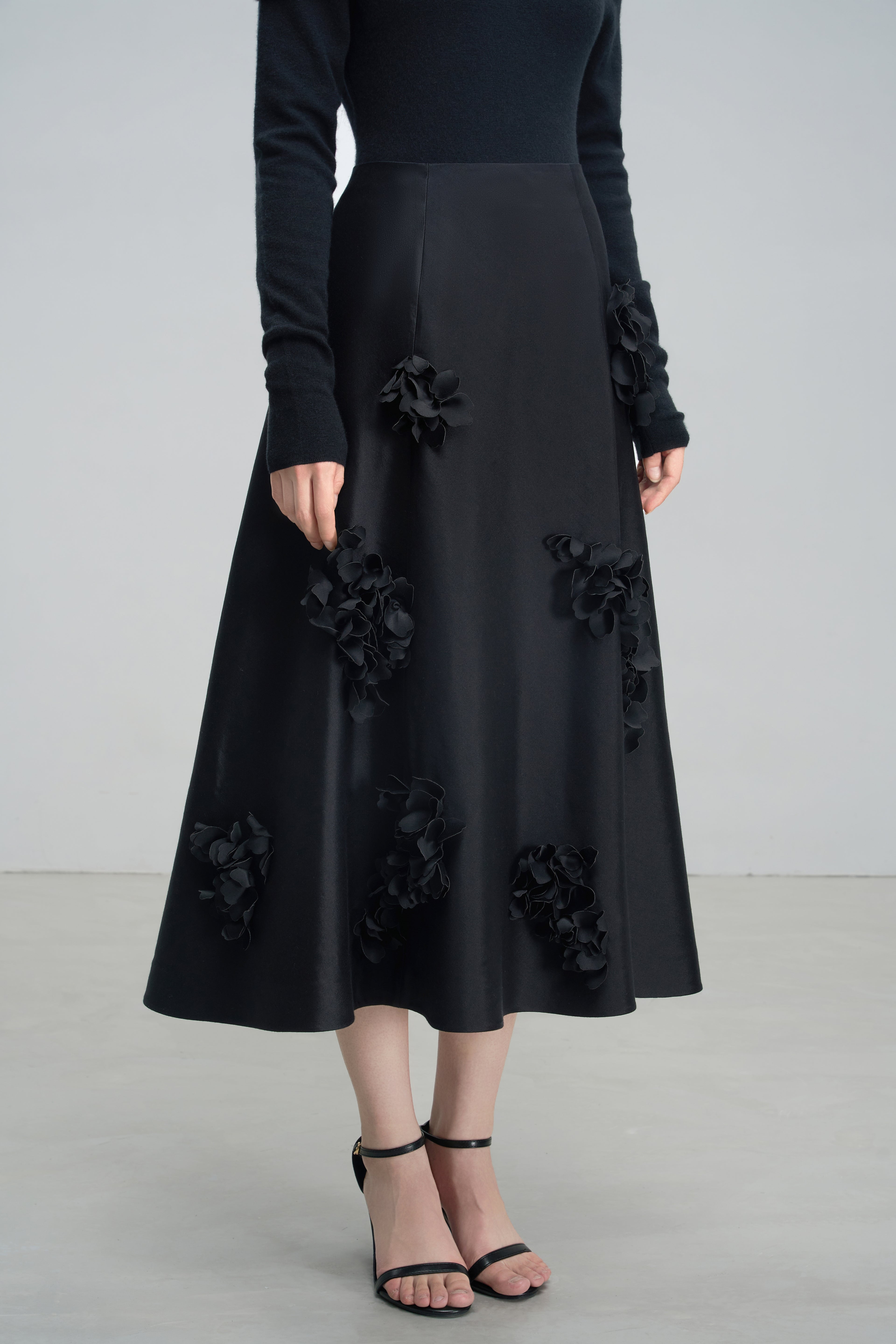 Exquisitely Tailored Audrey Hepburn-Inspired A-Line Skirt