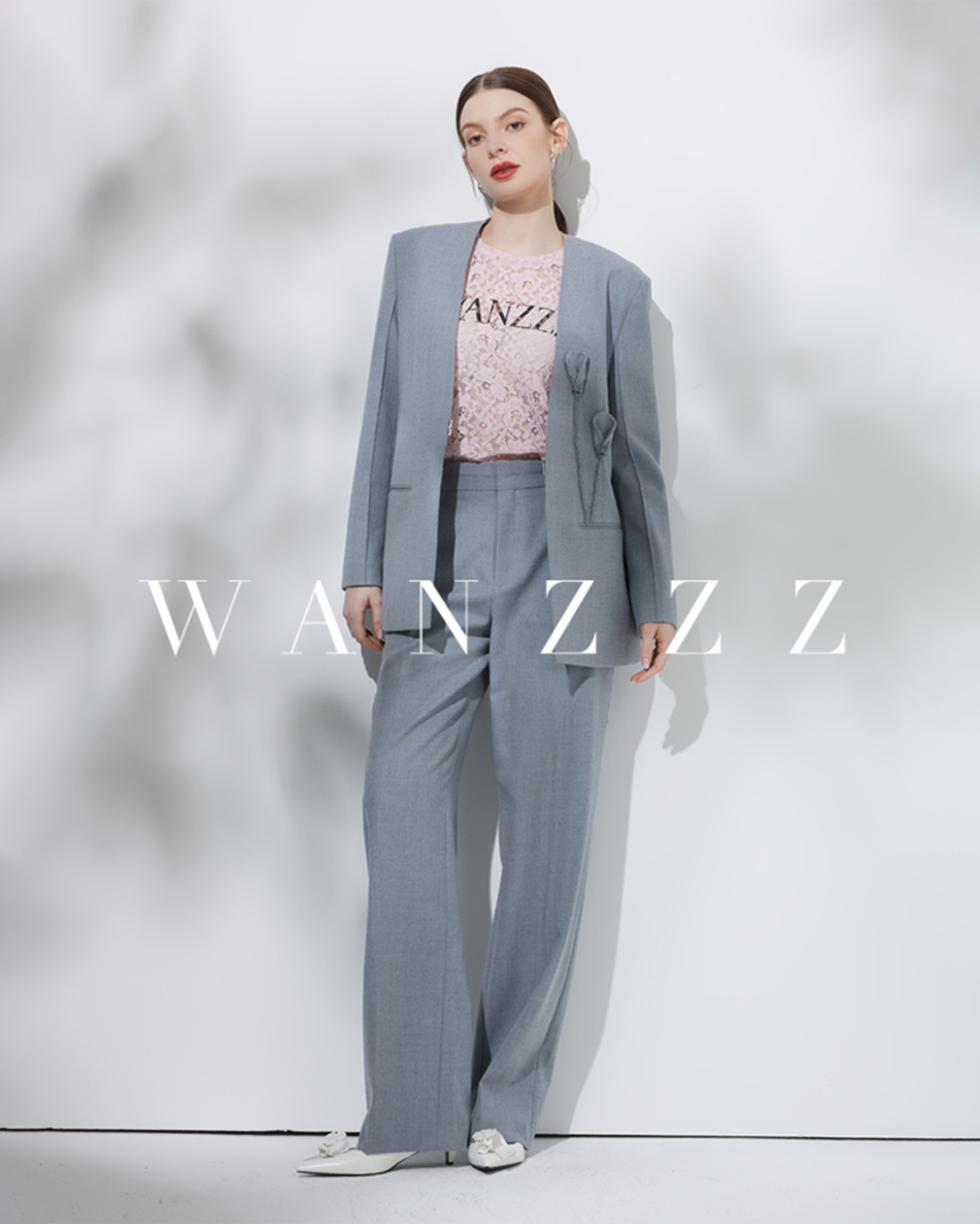 灰色羊毛西装裤